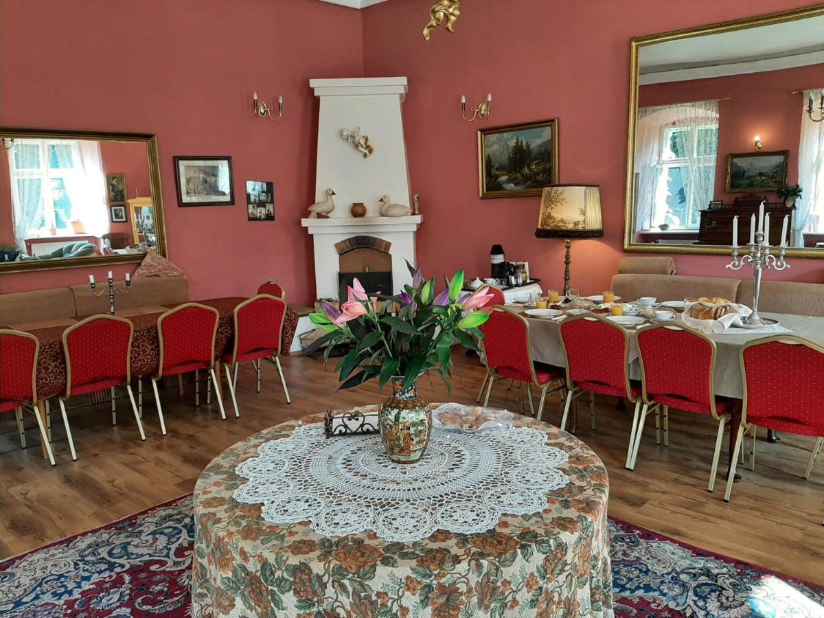 Palac Jastrowiec Dış mekan fotoğraf